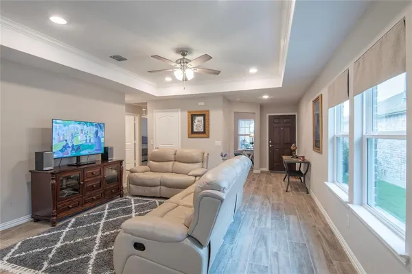 $2,300 | 7633 Rampart Drive, Aubrey, TX 76227