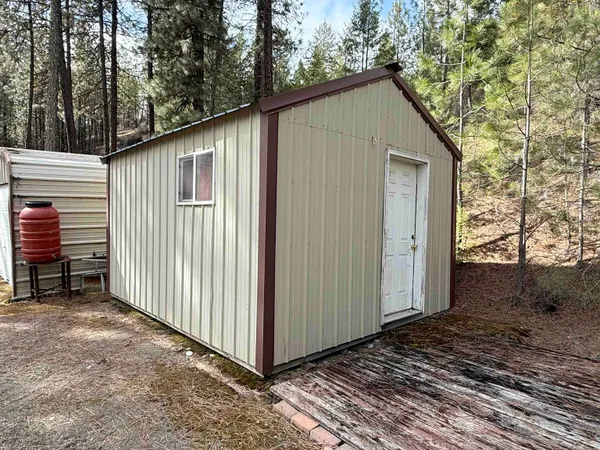 $110,000 | 42078 Porcupine Bay Road, Davenport, WA 99122