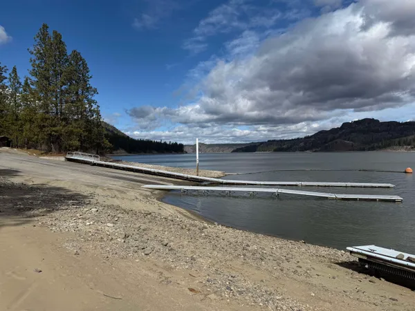 $110,000 | 42078 Porcupine Bay Road, Davenport, WA 99122