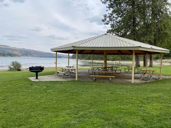 $110,000 | 42078 Porcupine Bay Road, Davenport, WA 99122