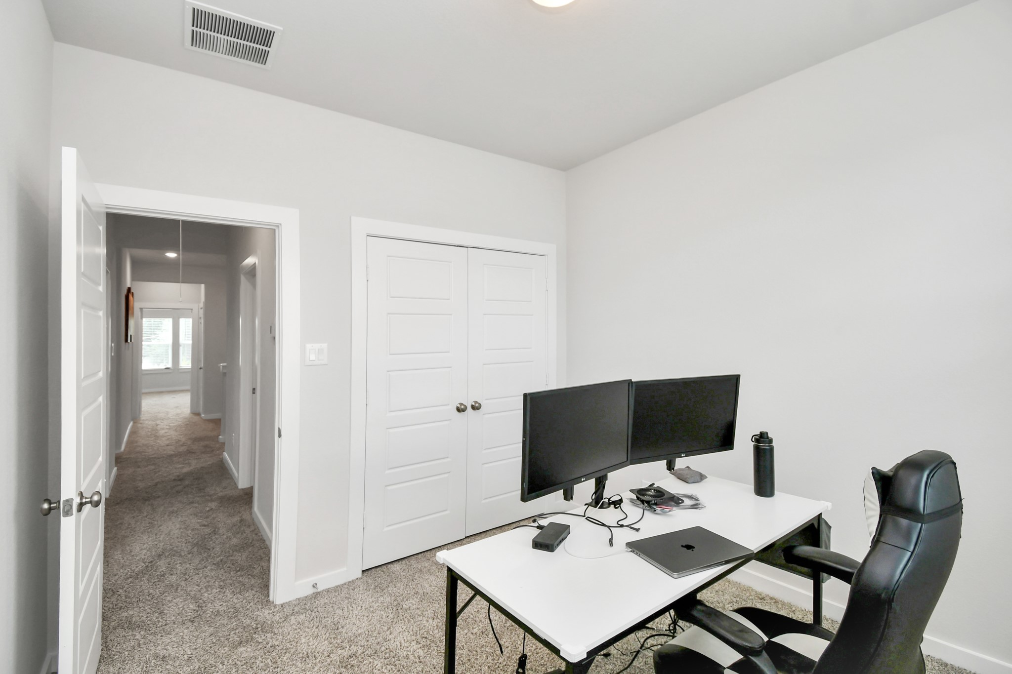 8213 Rising Stream Drive Houston, TX 77063 - Photo 12 of 21 a view of a workspace with furniture