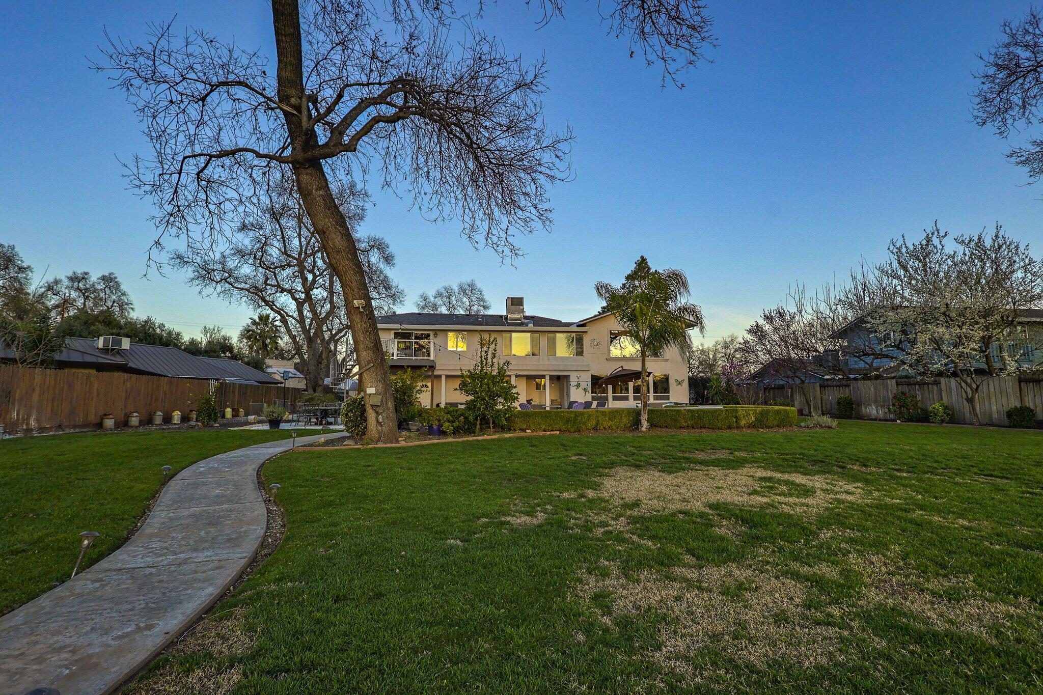 3074 Brent Road Redding, CA 96002 - Photo 172 of 219 Gorgeous Backyard