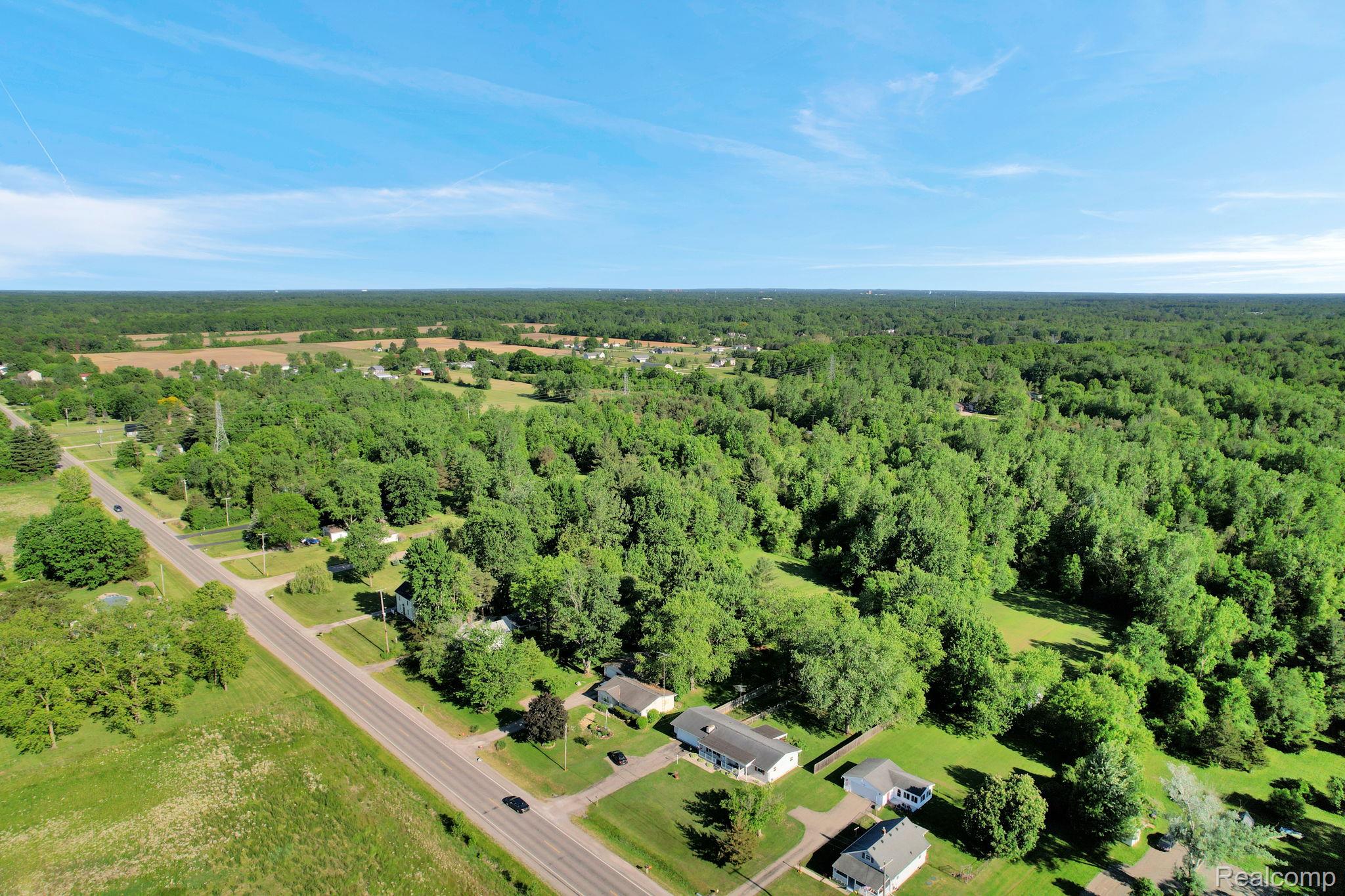 6245 Coldwater Road Flushing, MI 48433 - Photo 29 of 31 36-web-or-mls-Open Ended Media-36.jpg