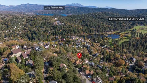 $949,900 | 855 Sonoma Drive, Lake Arrowhead, CA 92352