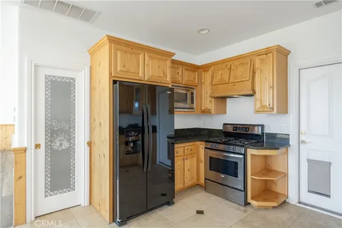 $949,900 | 855 Sonoma Drive, Lake Arrowhead, CA 92352