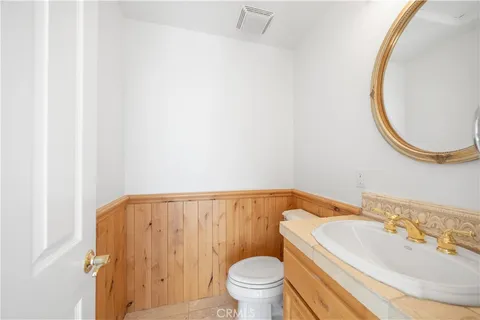 $949,900 | 855 Sonoma Drive, Lake Arrowhead, CA 92352