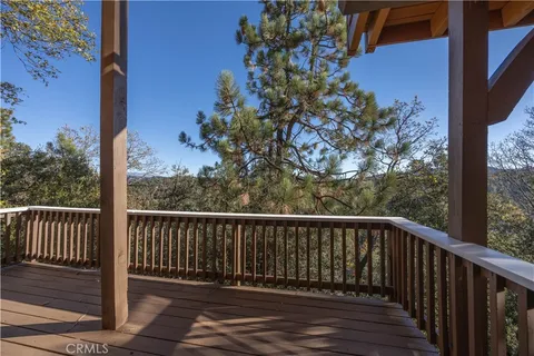 $949,900 | 855 Sonoma Drive, Lake Arrowhead, CA 92352