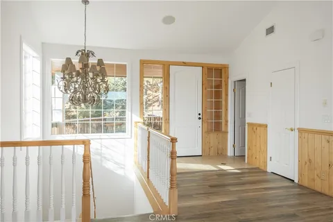 $949,900 | 855 Sonoma Drive, Lake Arrowhead, CA 92352