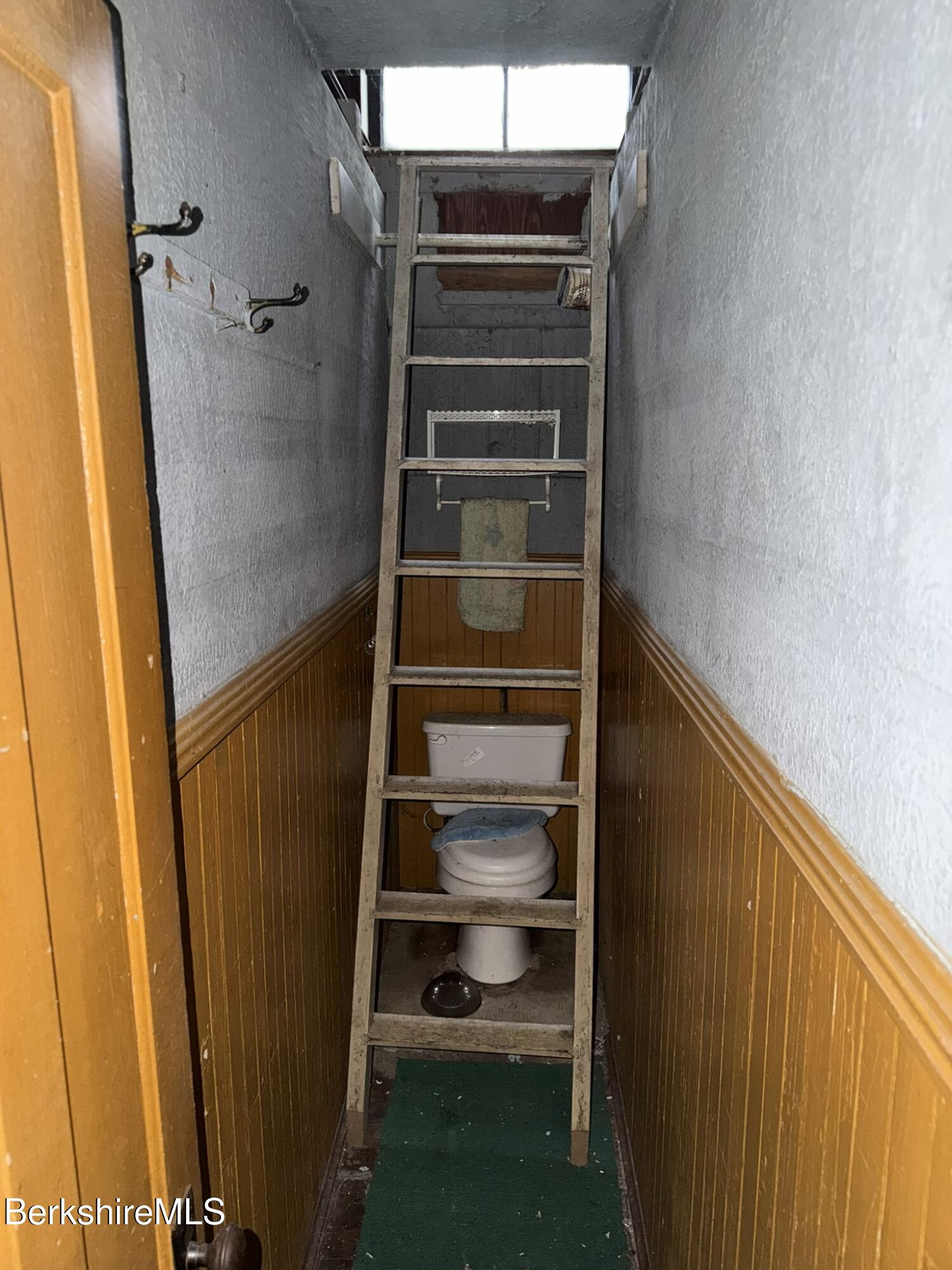 43 Access Road 4 Windsor, MA 01070 - Photo 8 of 10 a view of walk in closet with empty racks