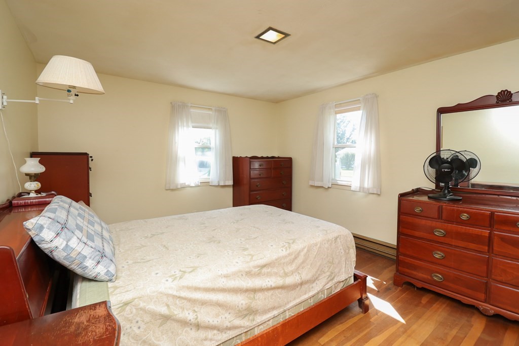 62 Blossom Road West Springfield, MA 01089 - Photo 14 of 23 Gallery Image 14