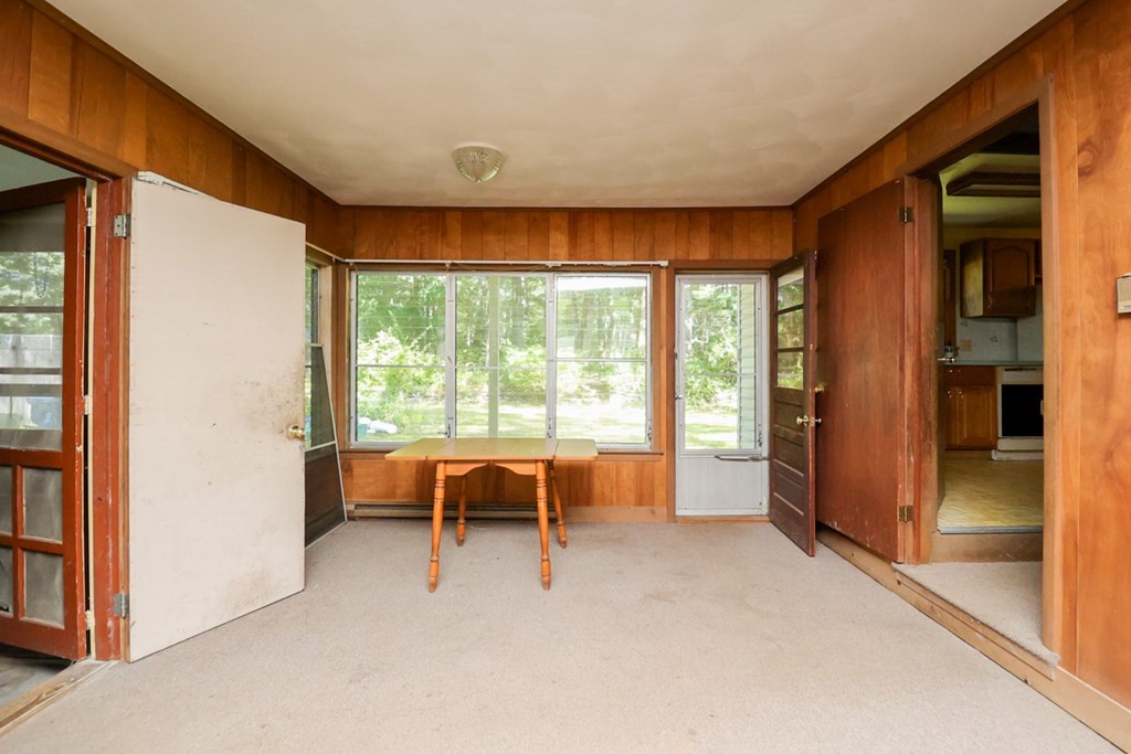 62 Blossom Road West Springfield, MA 01089 - Photo 3 of 23 Gallery Image 3