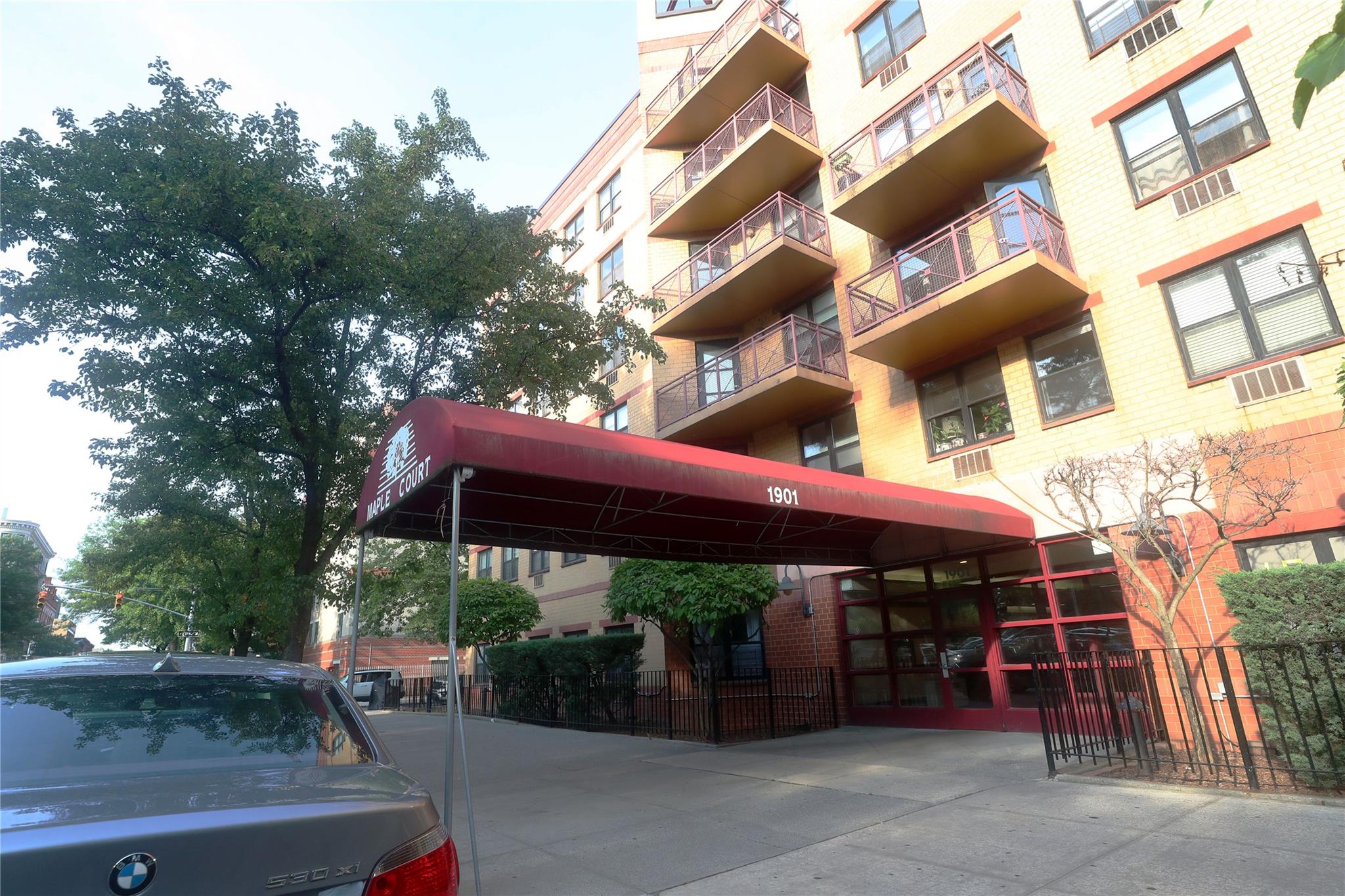 1901 Madison Avenue, Unit 105 Manhattan, NY 10035 - Photo 1 of 1 a view of a cafe with sitting area