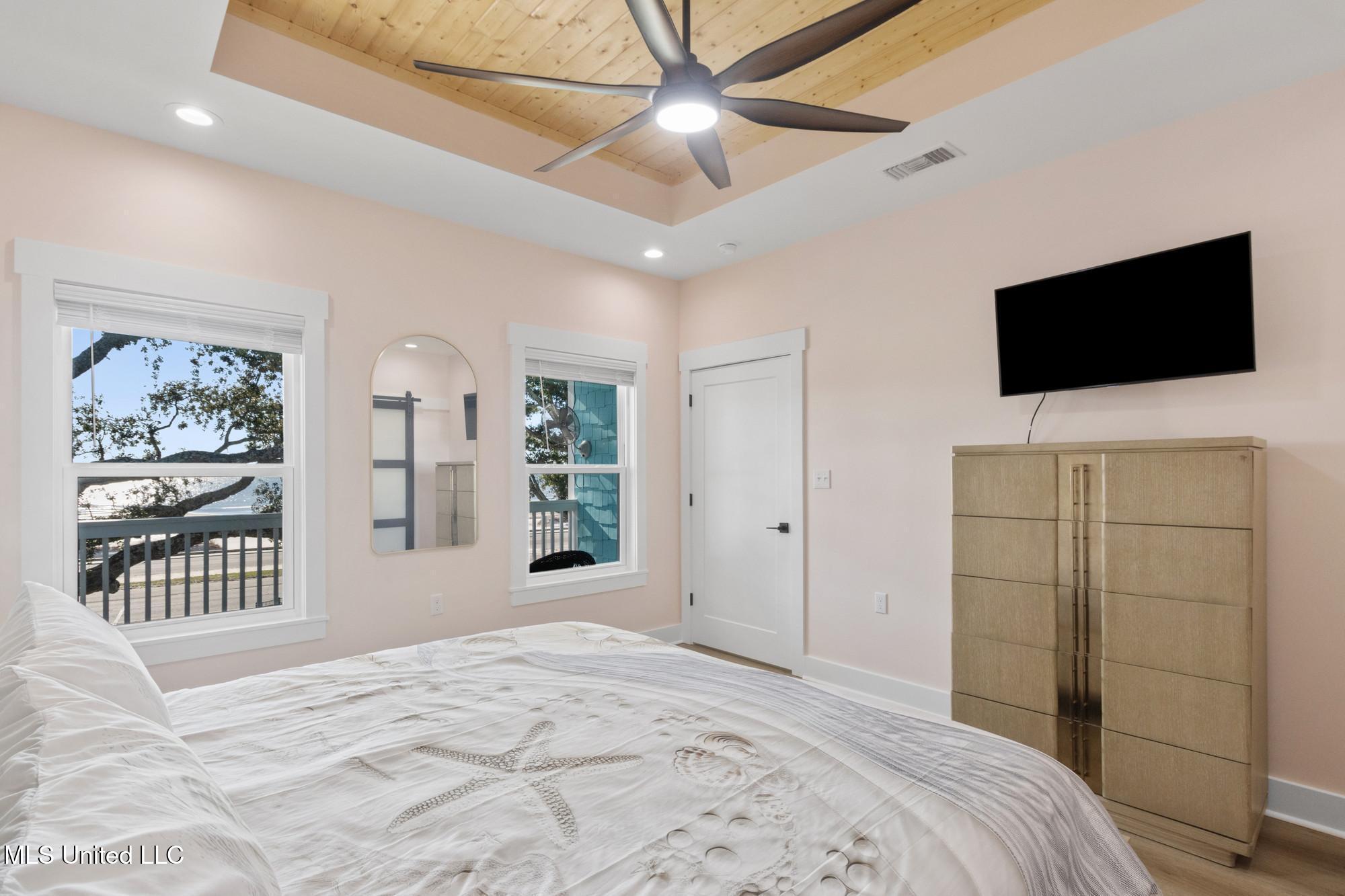 1002 East Beach Boulevard Long Beach, MS 39560 - Photo 19 of 44 IMG_6742_web