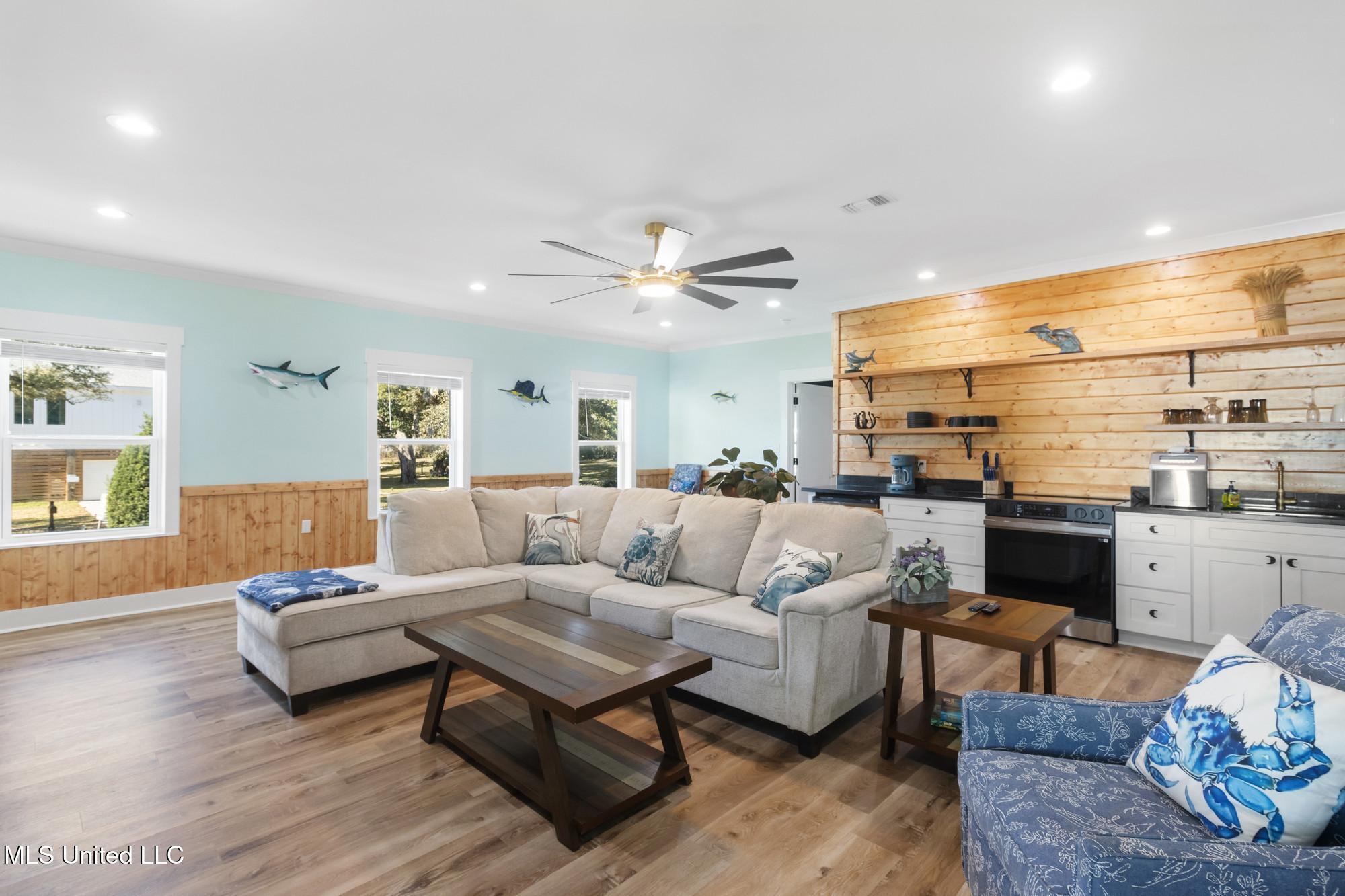 1002 East Beach Boulevard Long Beach, MS 39560 - Photo 34 of 44 IMG_6671_web