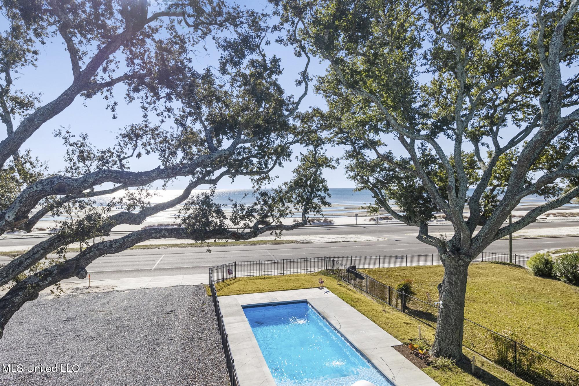 1002 East Beach Boulevard Long Beach, MS 39560 - Photo 8 of 44 IMG_6727_web