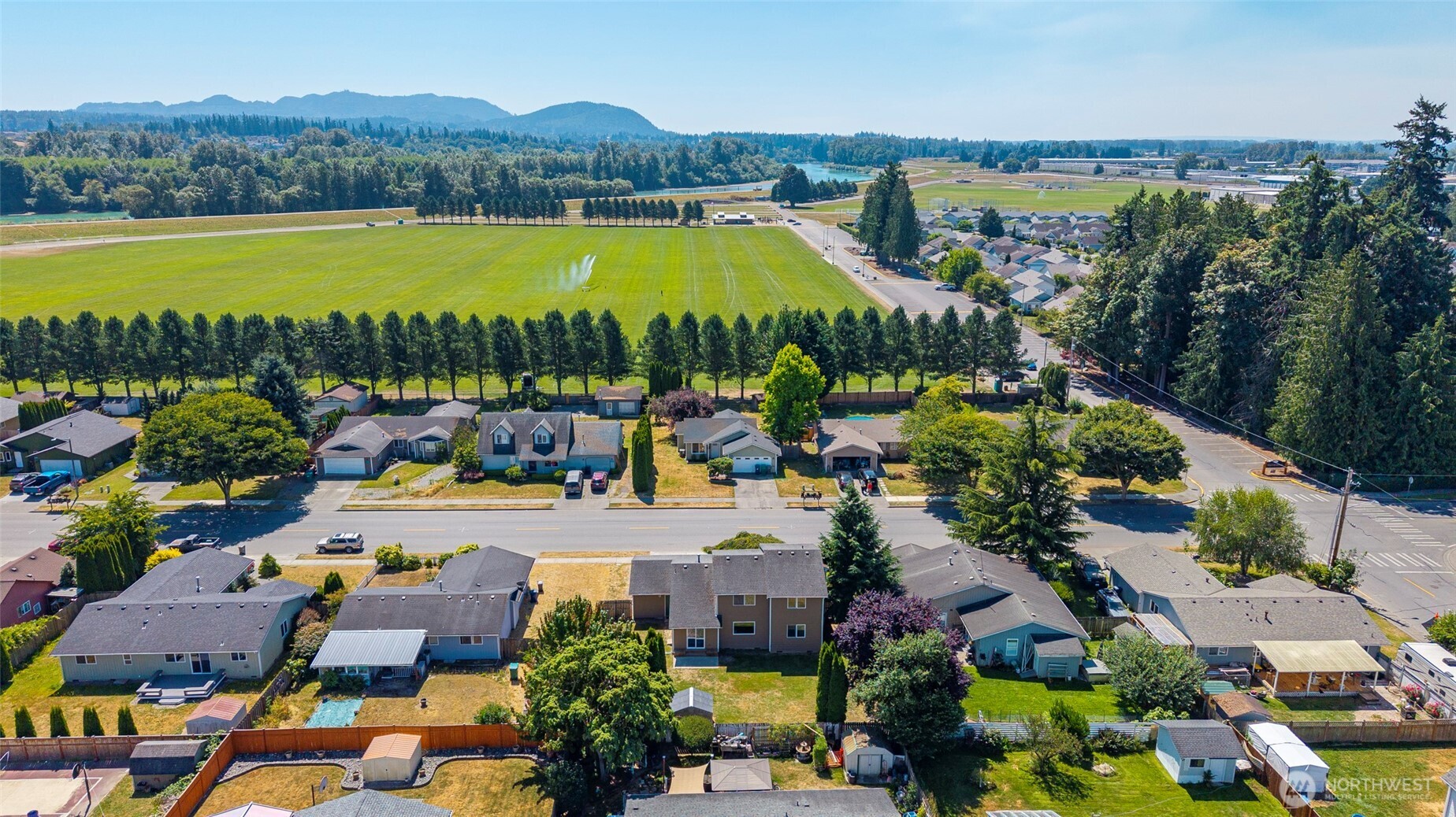 1211 East Gilkey Road Burlington, WA 98233 - Photo 35 of 40 Gallery Image 35