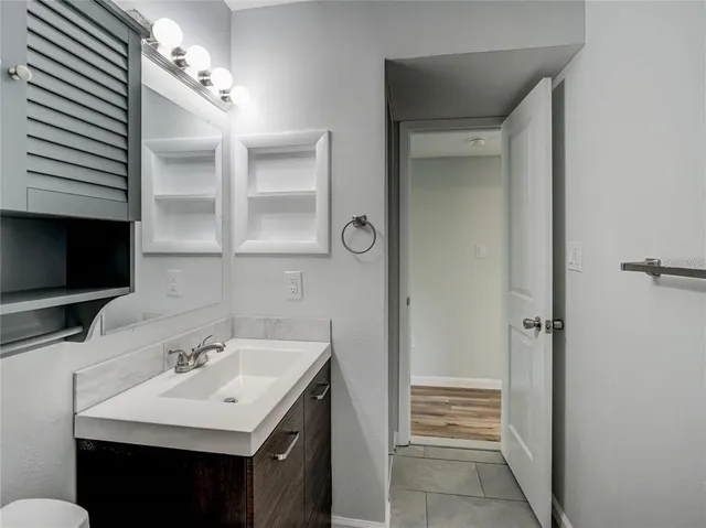 $2,000 | 1007 Sumner Boulevard, Unit C, Safety Harbor, FL 34695