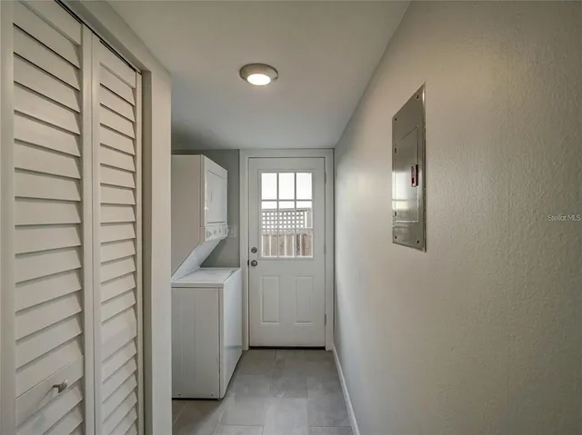 $2,000 | 1007 Sumner Boulevard, Unit C, Safety Harbor, FL 34695