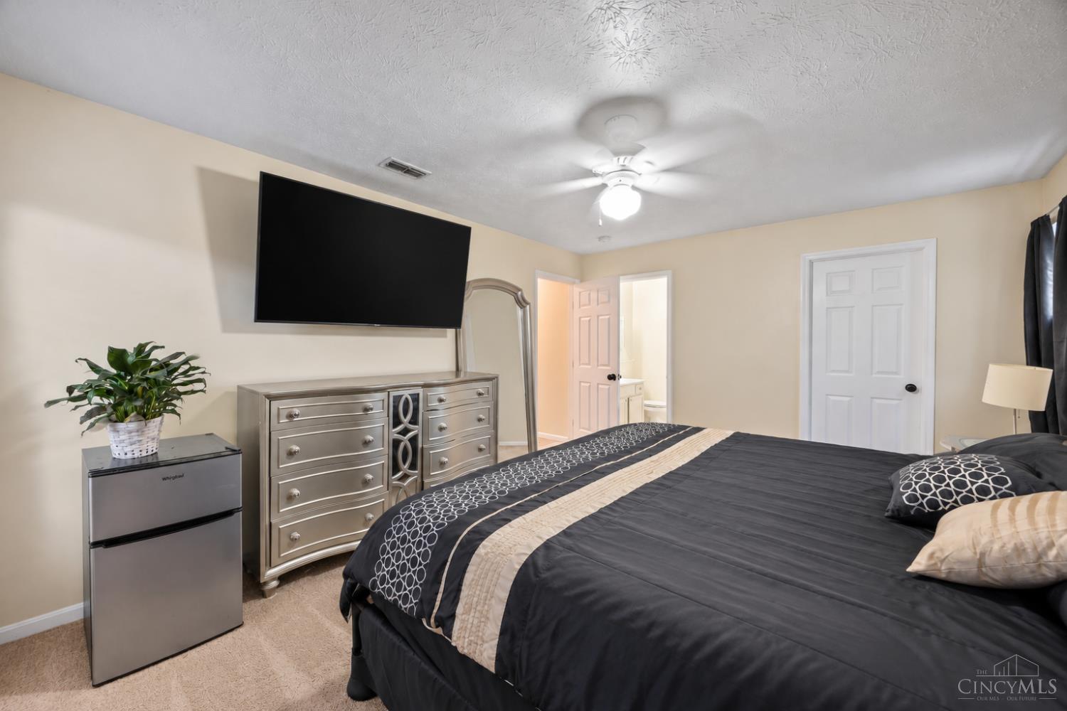 3007 Struble Road Cincinnati, OH 45251 - Photo 18 of 33 Gallery Image 18