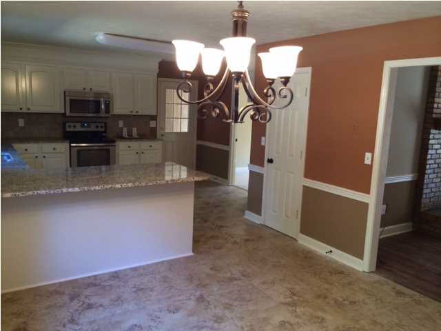 622 Mullican Road Florence, MS 39073 - Photo 10 of 22 Photo 10