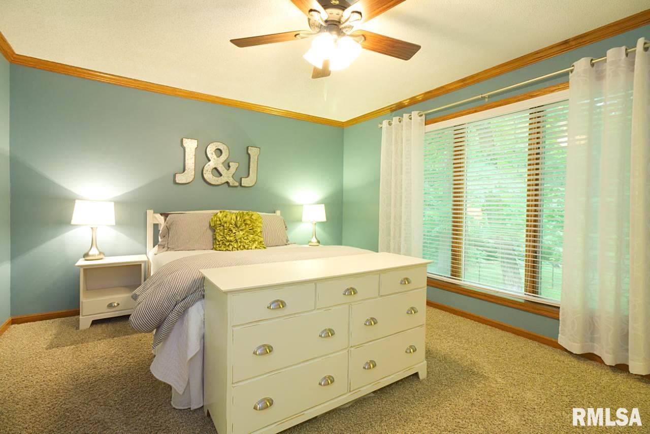 1386 Riggert Road Metamora, IL 61548 - Photo 17 of 35 Gallery Image 17