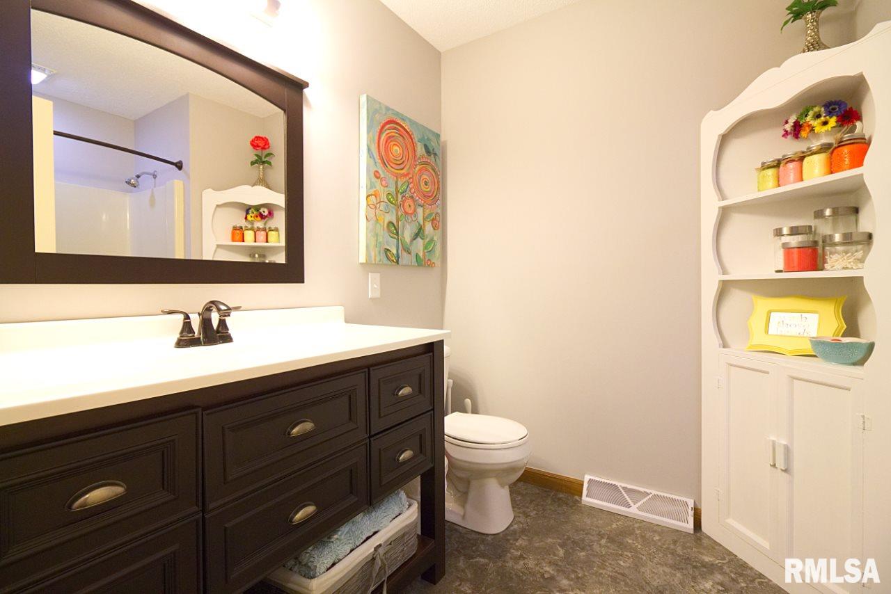 1386 Riggert Road Metamora, IL 61548 - Photo 22 of 35 Gallery Image 22