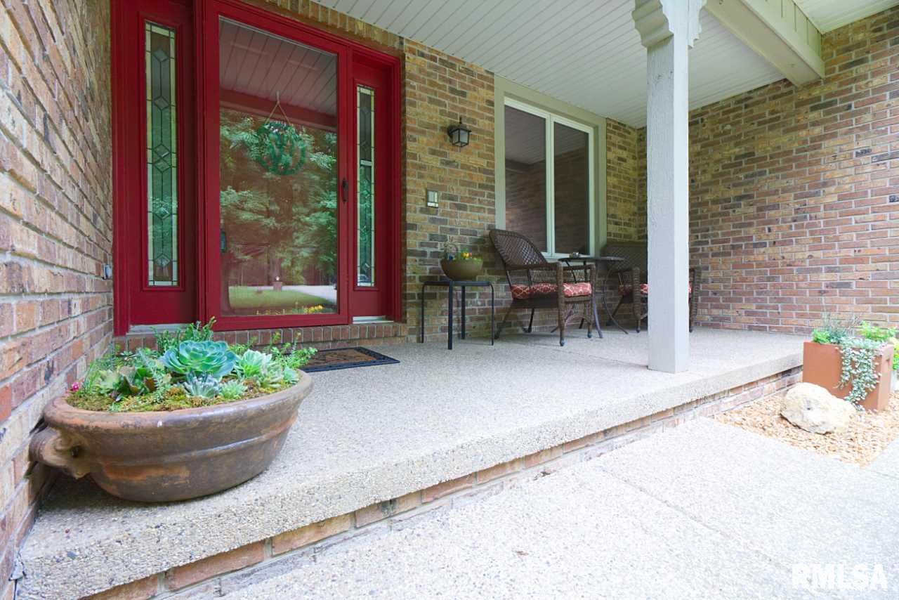 1386 Riggert Road Metamora, IL 61548 - Photo 4 of 35 Gallery Image 4