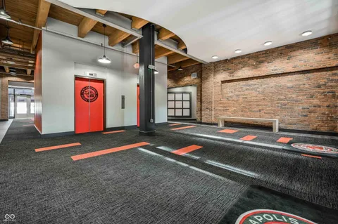 $325,000 | 430 North Park Avenue, Unit 201, Indianapolis, IN 46202