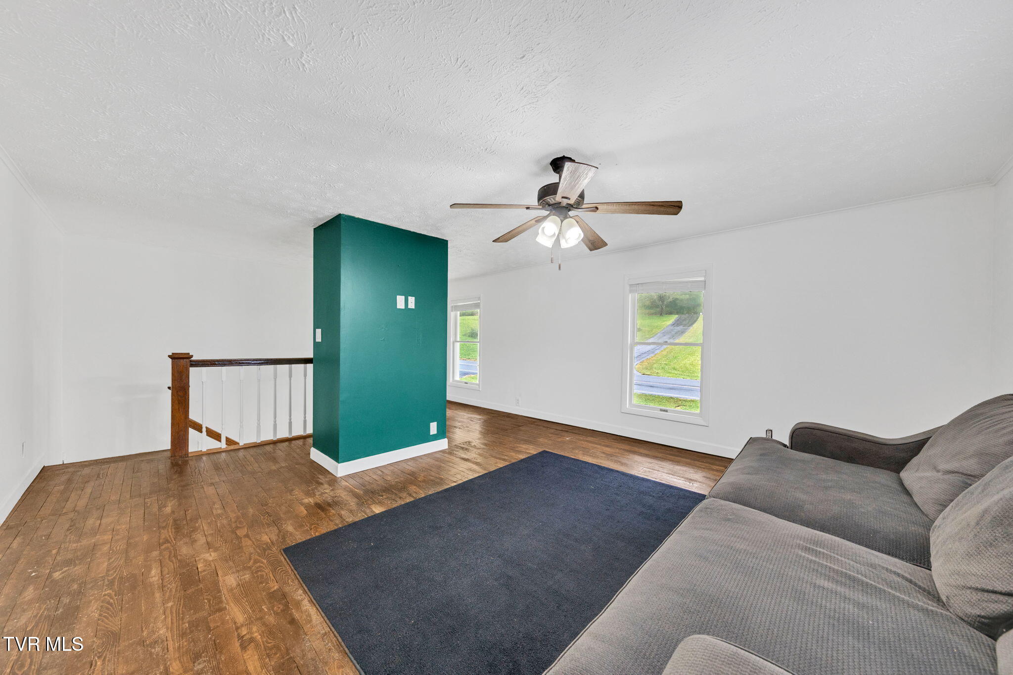 530 Deck Valley Road Bristol, TN 37620 - Photo 15 of 44 20-web-or-mls-M50A9651