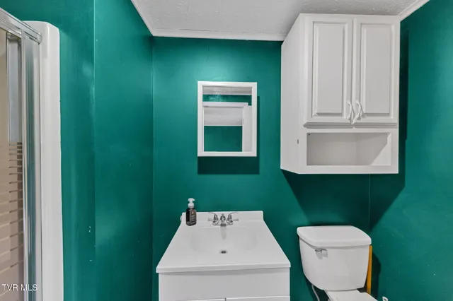 $275,000 | 530 Deck Valley Road, Bristol, TN 37620