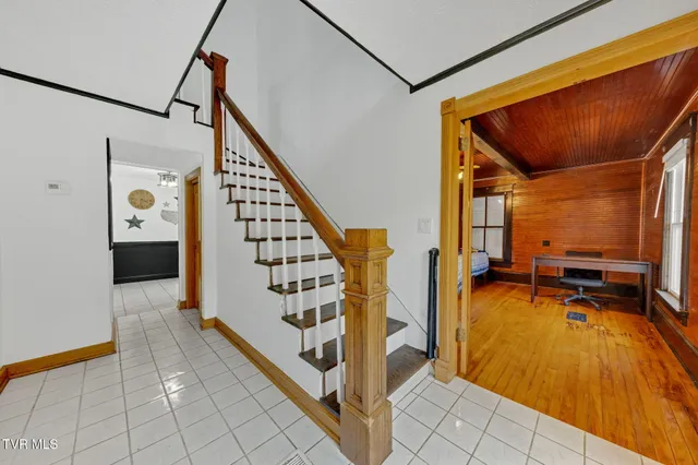 $275,000 | 530 Deck Valley Road, Bristol, TN 37620