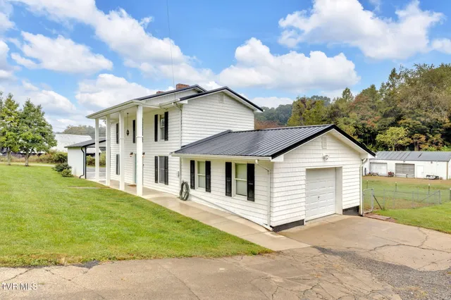 $275,000 | 530 Deck Valley Road, Bristol, TN 37620