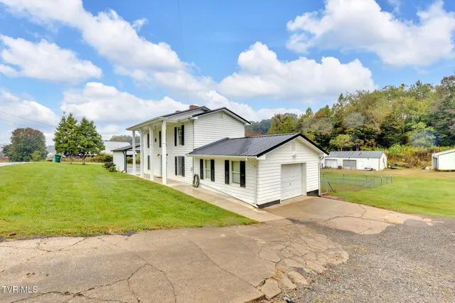 $275,000 | 530 Deck Valley Road, Bristol, TN 37620