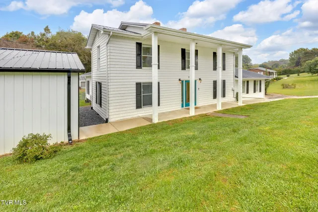 $275,000 | 530 Deck Valley Road, Bristol, TN 37620