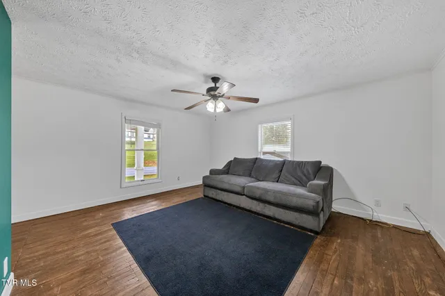 $275,000 | 530 Deck Valley Road, Bristol, TN 37620