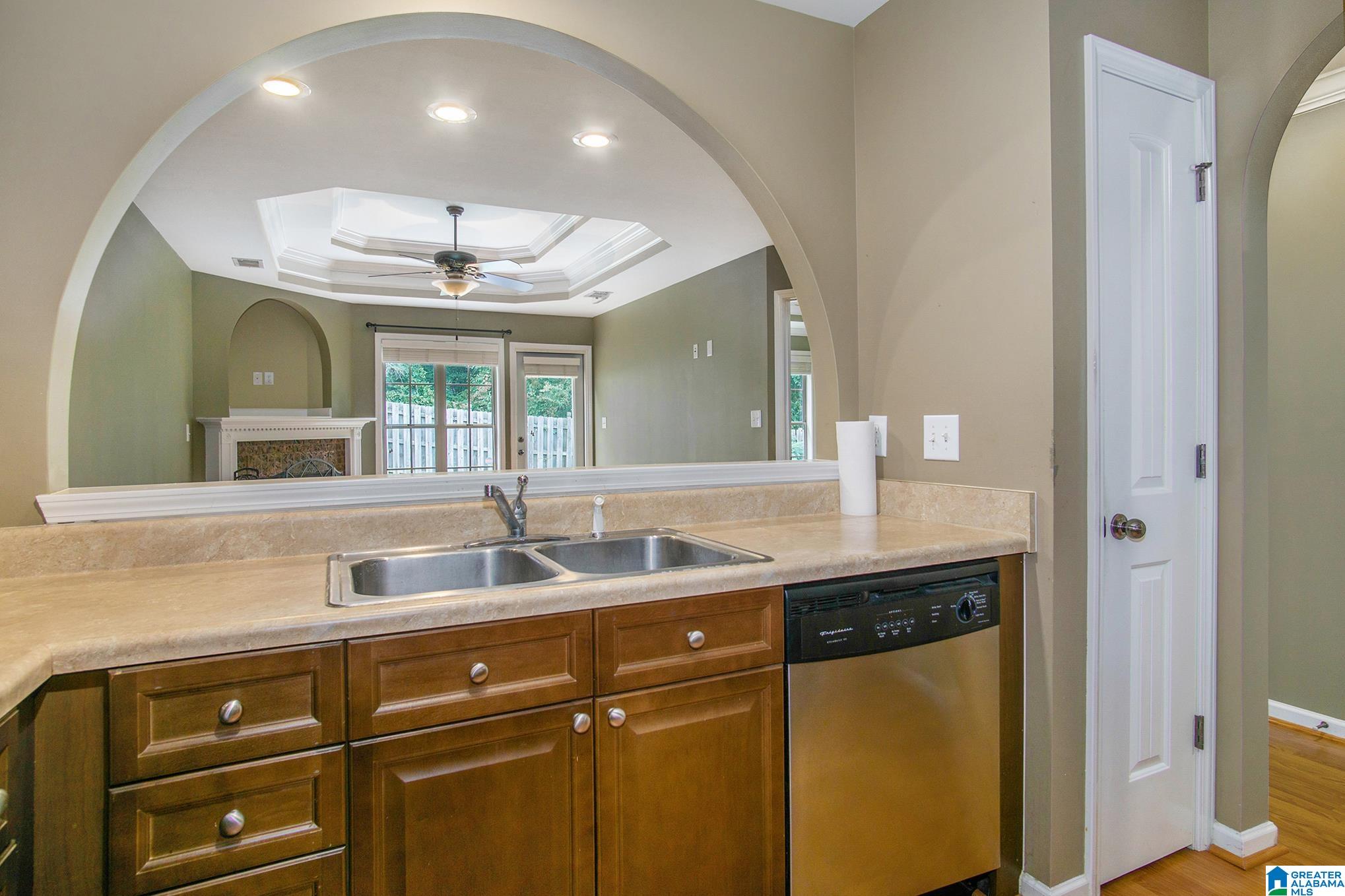 2494 Ridgemont Drive Birmingham, AL 35244 - Photo 10 of 24