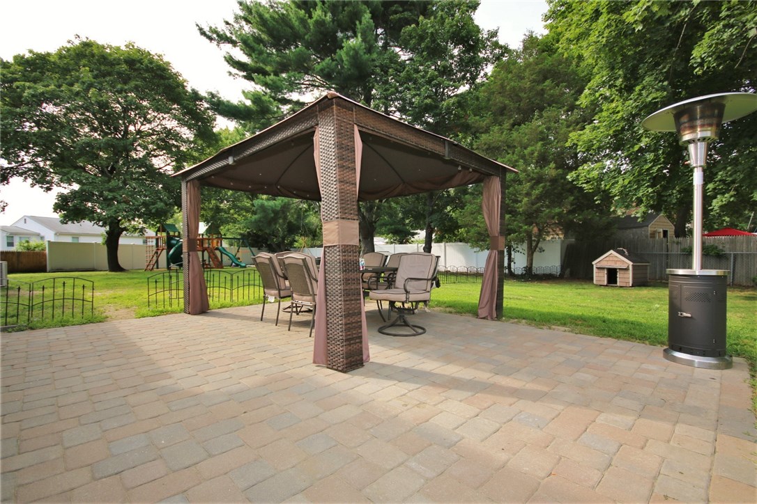 44 Deborah Road Warwick, RI 02888 - Photo 11 of 13 Gallery Image 11