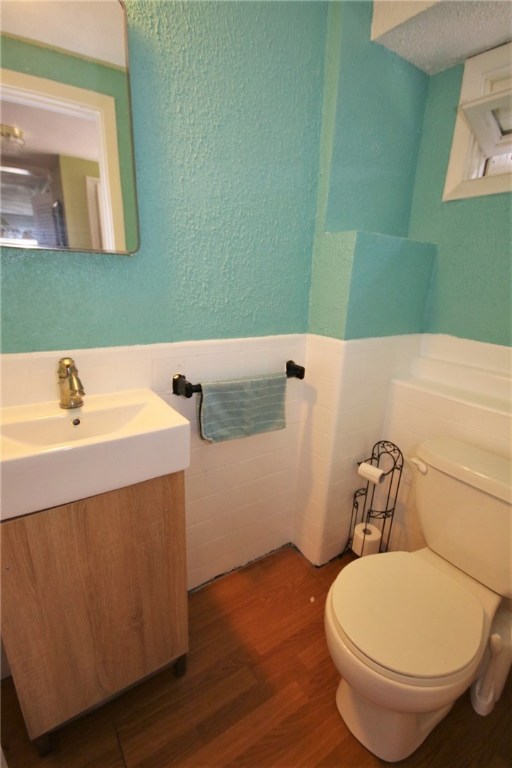 44 Deborah Road Warwick, RI 02888 - Photo 8 of 13 Gallery Image 8