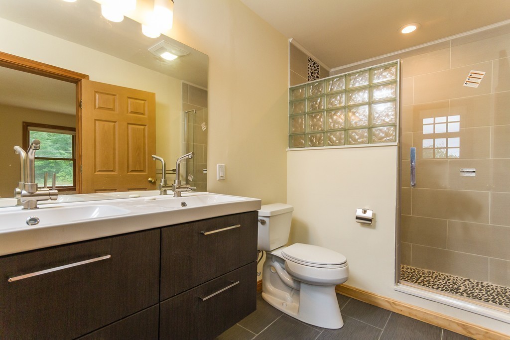 66 Groton Road Shirley, MA 01464 - Photo 11 of 30 Gallery Image 11