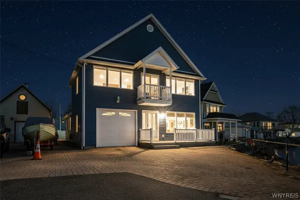 $525,000 | 1568 Water Street, Newfane, NY 14126