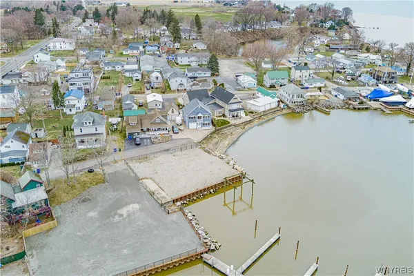 $525,000 | 1568 Water Street, Newfane, NY 14126