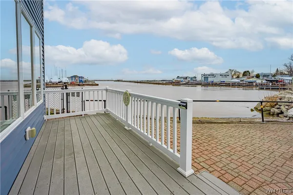 $525,000 | 1568 Water Street, Newfane, NY 14126