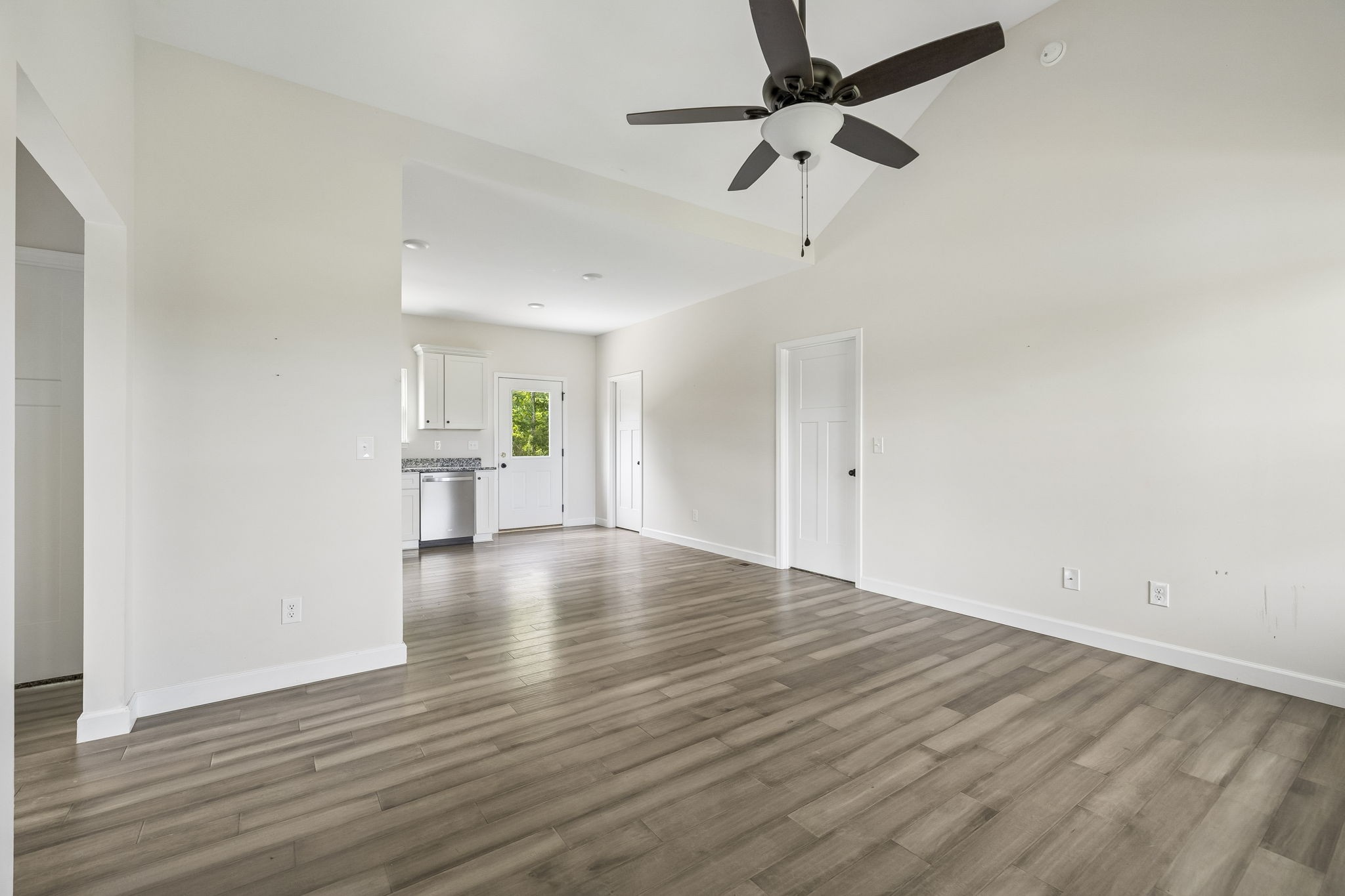 1162 Oak Grove Road Dickson, TN 37055 - Photo 7 of 38