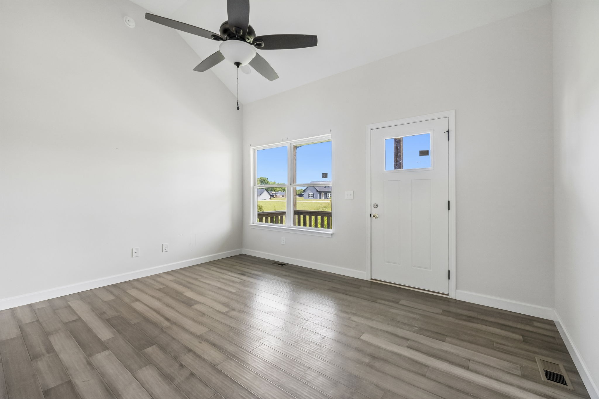 1162 Oak Grove Road Dickson, TN 37055 - Photo 10 of 38