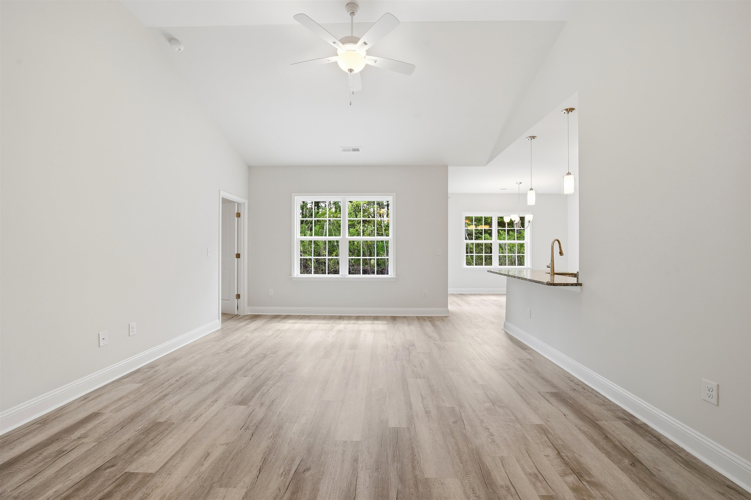 120 Violet Way Loris, SC 29569 - Photo 2 of 41