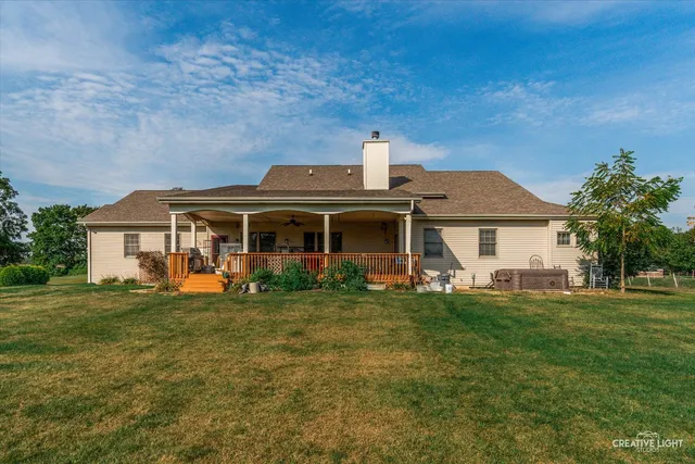 $657,000 | 1750 Little Rock Road, Plano, IL 60545