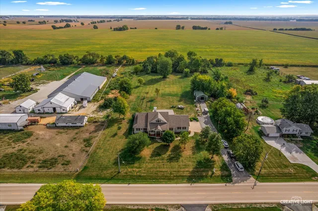 $657,000 | 1750 Little Rock Road, Plano, IL 60545