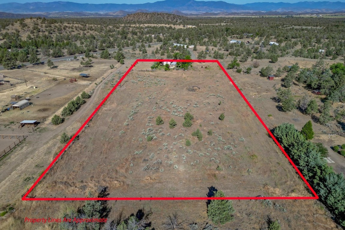 8236 Modoc Road Montague, CA 96064 - Photo 24 of 32 Gallery Image 24