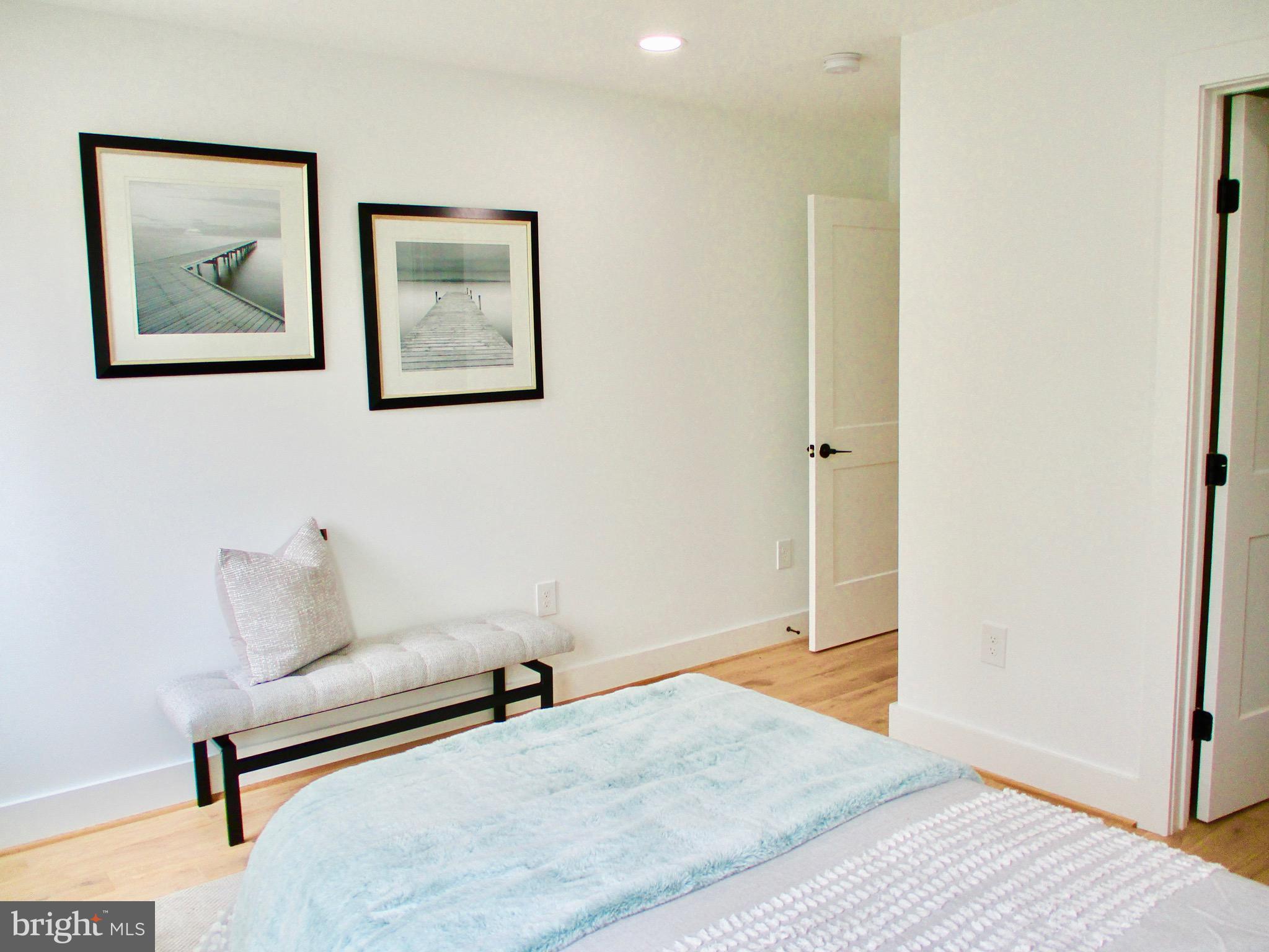 1427 K Street Southeast Washington, DC 20003 - Photo 9 of 29