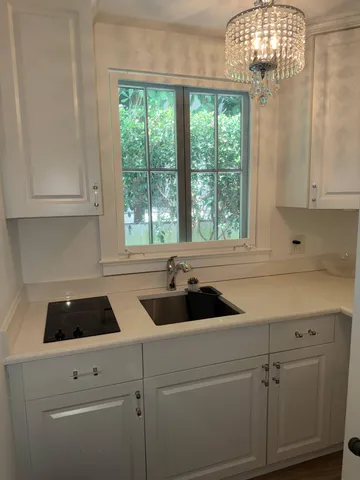 $3,950 | 301 Chilean Avenue, Unit 8, Palm Beach, FL 33480